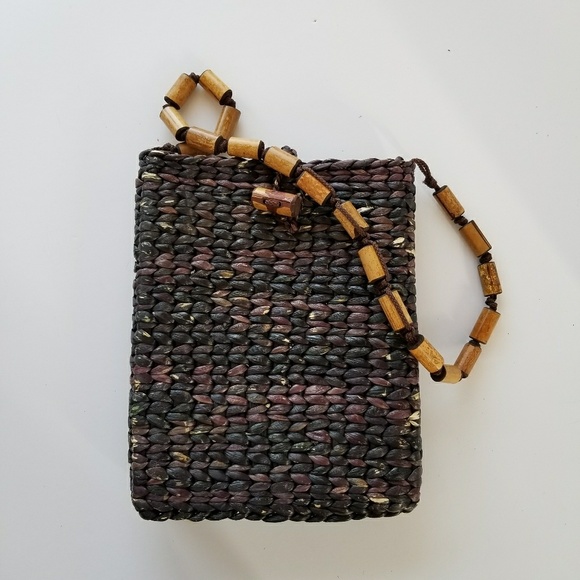 Slim Wicker Handbag Wood Bead Strap - Picture 2 of 6